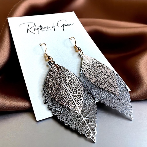 Vibrant Multicolored Earrings: Splash of Fun for Your Ears!  5 Styles Available - Picture 10 of 16